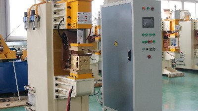 電容儲能式點焊機的優點有哪些呢