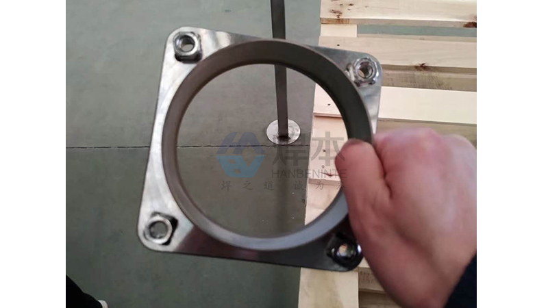 調(diào)試聊城魯環(huán)中頻點焊機 (2)