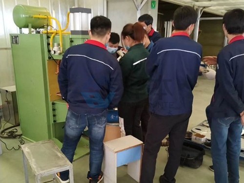 聊城客戶公司安裝調(diào)試焊本中頻點(diǎn)焊機(jī)