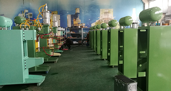 中頻逆變式點(diǎn)焊機(jī)