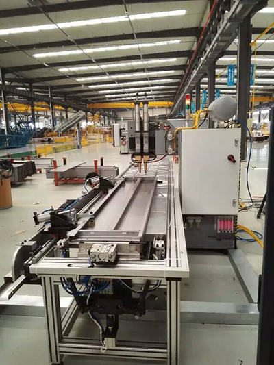 服務(wù)現(xiàn)場13